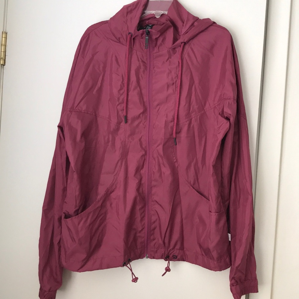 Full zip windbreaker with hoodie
